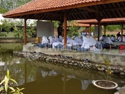 Atasi Kelemahan Daring, SMK Islam Bustanul Ulum Jember Maksimalkan ‘Home Visit’