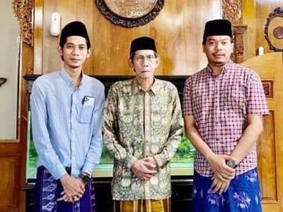 Dukung Pendidikan Merata, Pesantren Manbaul Hikmah dan Sunan Pandanaran Kolaborasi dengan temanKIP