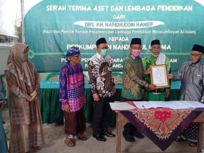 Kiai di Lampung Ini Serahkan Aset dan Lembaga Pendidikannya ke NU