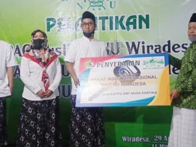 Dukung Kinerja MWCNU, BMT Nusa Kartika di Pekalongan Serahkan 1 Unit Mobil dan Dana Abadi