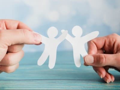 Khutbah Jumat: Berbuat Baik kepada Tetangga