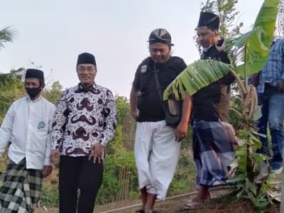Komunitas Santri Ndalan Bantul Salurkan Air Bersih ke Desa Seloharjo yang Kekeringan