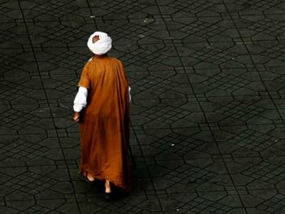 Abu Nawas Menolong Pemuda Mesir