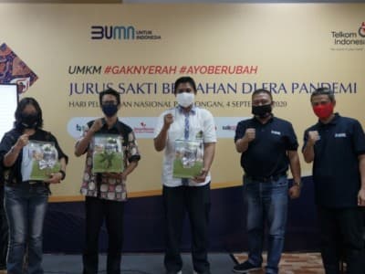 Sambut Hari Pelanggan Nasional, Telkom Berbagi Spirit #GakNyerah dengan UMKM Pekalongan