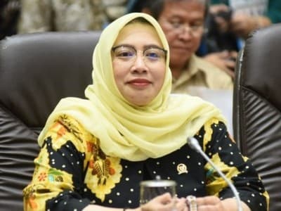 Waket Komisi IX DPR: Dukungan Komunikasi Dibutuhkan Pesantren Atasi Covid-19