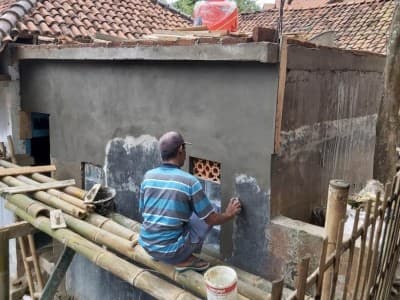 Bantuan Tahap 2 Bedah Mushala Al-Mannan Diserahkan LAZISNU Majalengka