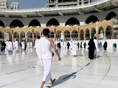 Jamaah Sakit-Ibu Hamil Disarankan Tidak Melaksanakan Umrah