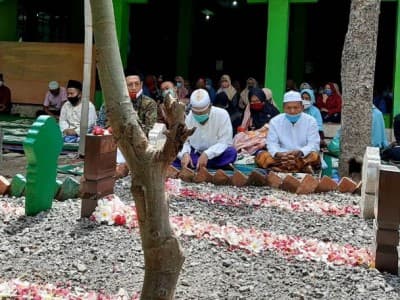 Haul KH Ahmad Zainal Mahmud Kendal, Teladan Kiai Haus Ilmu