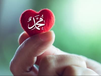 Khutbah Jumat: Kenapa Kita Dianjurkan Merayakan Maulid Nabi?