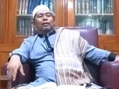 Kiai Buntet Jelaskan Ayat Taubat yang Berpotensi Disalahpahami
