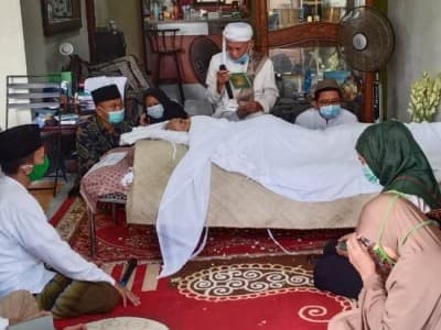 KH Asror Mukrom, Aktivis NU Depok Tutup Usia