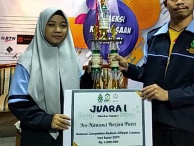Pesantren An-Nawawi Berjan Menangi Lomba Kreasi Nadhom Alfiyah UIN Walisongo