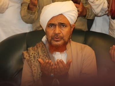 Tanggapi Pelecehan Nabi di Prancis, Habib Umar Minta Umat Islam Perkuat Amalan Sunah Rasul
