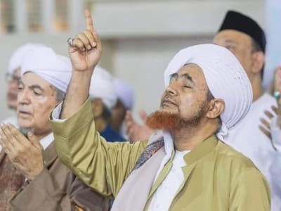 Habib Umar Sebut Pelecehan kepada Nabi Disebabkan oleh Kebodohan