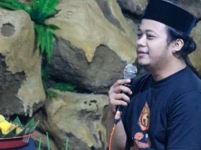 Membaca Ulang Sejarah Mbah Mutamakkin