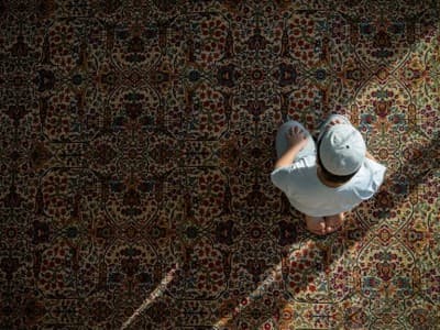 Amal Ibadah yang Pasti Diterima oleh Allah SWT