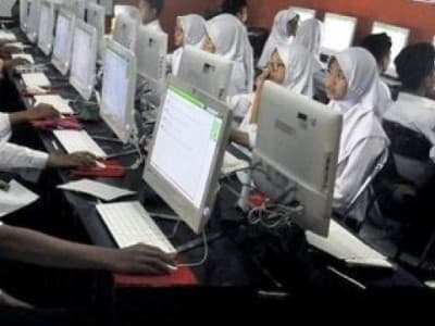 Pandemi Corona Mengharuskan Lembaga Pendidikan Lebih Kreatif