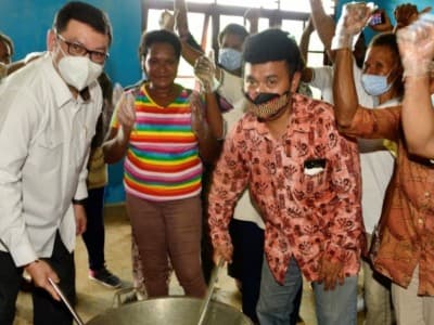 BRG Dorong Pemuda Papua Kembangkan Usaha Kuliner Berbahan Dasar Ikan  