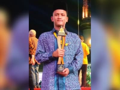 Jaga Wudhu Saat Berkarya, Taufik Raih Juara 1 MTQ Nasional Cabang Kaligrafi Dekorasi