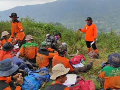 Sebulan Relawan Kudus Ikuti Pelatihan SAR