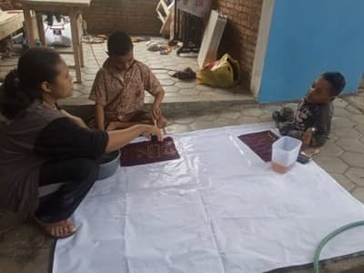 Rumah Inklusif Kebumen, Konsisten Merawat Anak Difabel