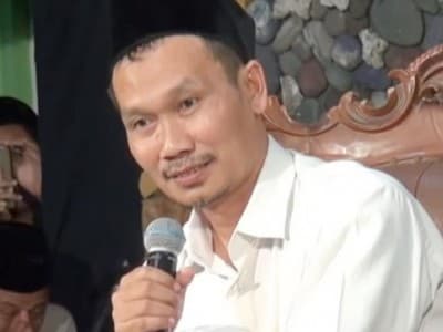 Kata Gus Baha tentang Azan 'Hayya Alal Jihad'