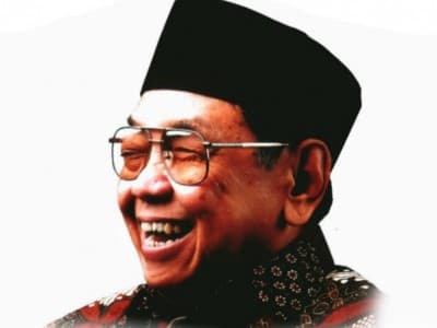 Gus Dur Bapak Demokrasi: Kedaulatan Hukum dan Jaminan HAM