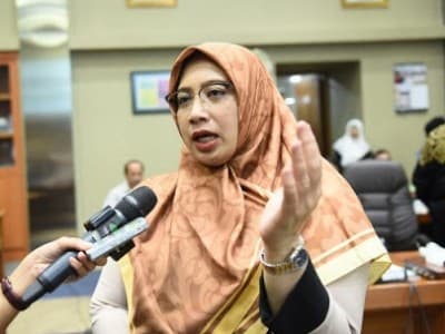Wakil Ketua Komisi IX DPR Minta Vaksin Covid-19 Utamakan Masyarakat