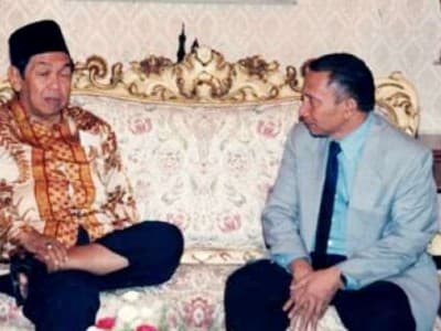 Miliki Banyak Atribusi, Kiai Said: Gus Dur Manusia Sempurna