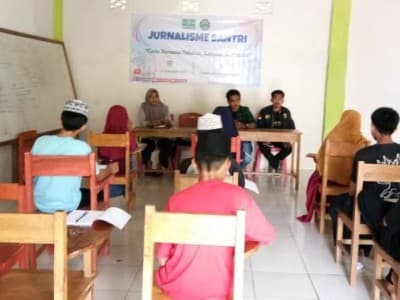 Lakpesdam NU Bulukumba Latih para Santri Giat Menulis