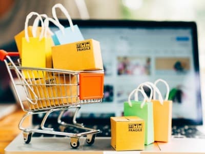 Halalkah Pihak Marketplace Memanfaatkan Akun dan Dana Pelapak atau Konsumen?