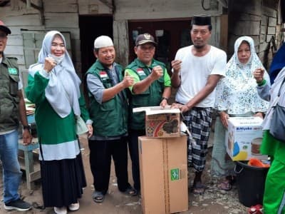 Bantu Korban Banjir Bandang, Camat Pardasuka: Terima Kasih LAZISNU