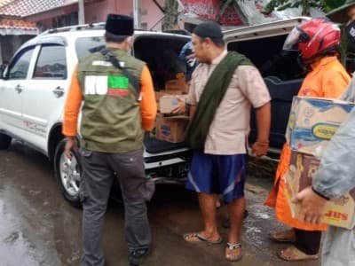 Longsor di Sumedang, LPBINU Turunkan Bantuan