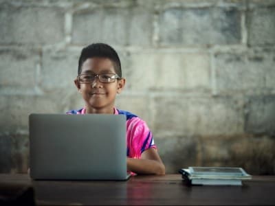 Dua Tips Menjaga Semangat Anak di Rumah Selama Pandemi