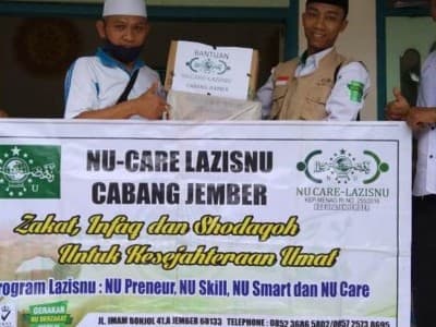 LAZISNU Jember dan LPBINU MWCNU Ambulu Sambangi Korban Banjir