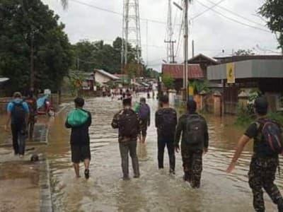 Banjir Kalsel, Ansor-Banser Terus Dampingi Warga