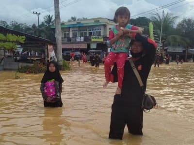838 Personel Banser Kalsel Dikerahkan Bantu Warga Terdampak Banjir