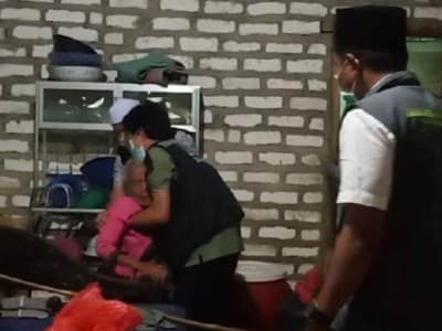 LPBI dan LKNU Sampang Kunjungi Lansia Difabel