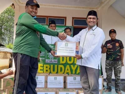 Donasi Kebudayaan Lesbumi Jember untuk Korban Banjir