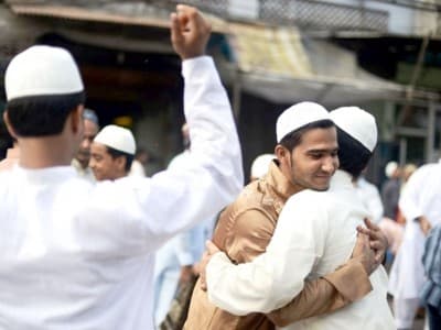 Khutbah Jumat: 4 Golongan yang Diharamkan Masuk Neraka