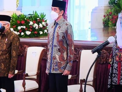 Pemerintah Luncurkan Gerakan Nasional Wakaf Uang dan Brand Ekonomi Syariah