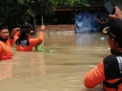 Tanggap Darurat Bencana, Banser Brebes Terjunkan Personel di Titik Bencana
