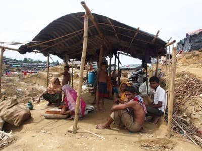 Tindak Lanjut Bilateral, Indonesia dan Malaysia Jaga Komitmen Dukungan untuk Rohingya