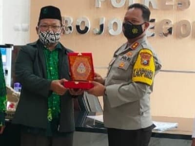 Pergunu Bojonegoro Minta Polres Ikut Awasi Belajar Siswa saat Pandemi