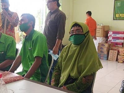 Banjir di Pekalongan, NU Peduli Salurkan 15 Ribu Nasi Bungkus