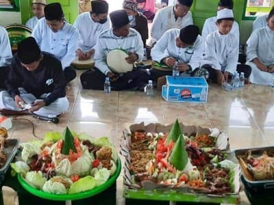 Meriahkan Harlah NU, Remaja dan Santri Mimika Gelar Shalawat 