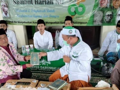 Wakaf Mushaf Ar-Risalah Warnai Harlah NU di Mimika Papua