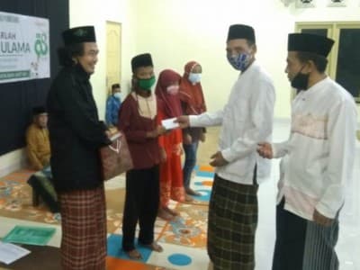 Sambut Harlah NU, MWCNU Pundong Bantul Santuni Anak Yatim