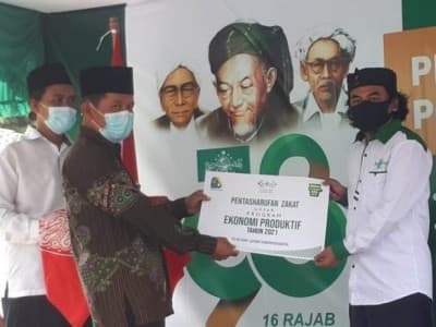 Peringati Harlah NU, LAZISNU Bantul Yogyakarta Salurkan Bantuan untuk UMKM