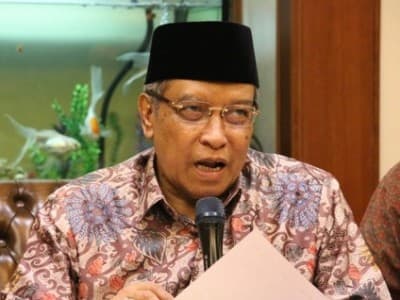 Diangkat Jadi Komut PT KAI, Kiai Said Tegaskan Tetap Kritis dan Sedekahkan Gajinya